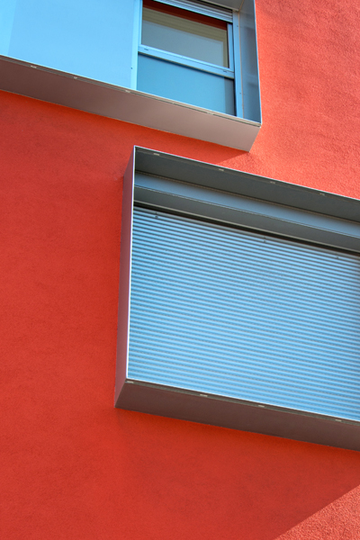 Residential building in Badalona (Barcelona). External wall insulation systems and facade systems.